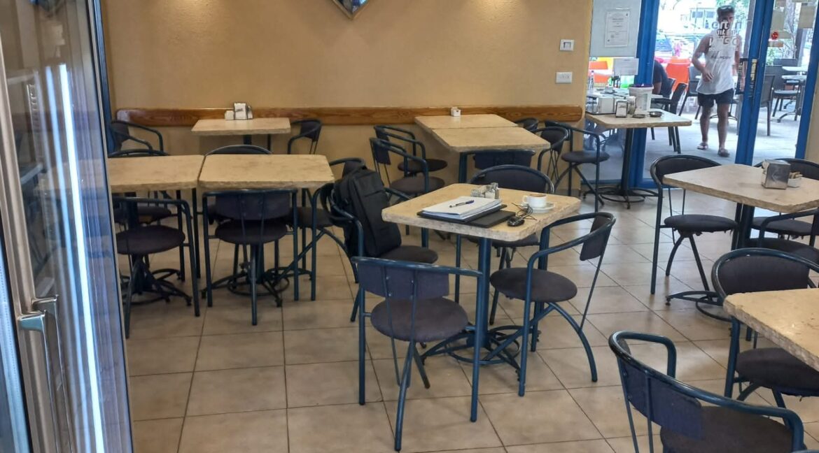 WhatsApp Image 2025-02-20 at 12.48.11