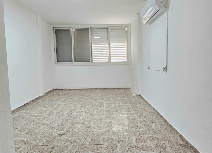 WhatsApp Image 2025-03-27 at 10.33.38