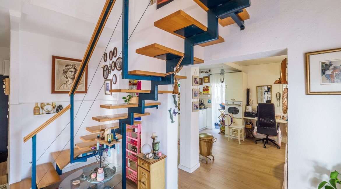 WhatsApp Image 2025-03-30 at 11.10.04