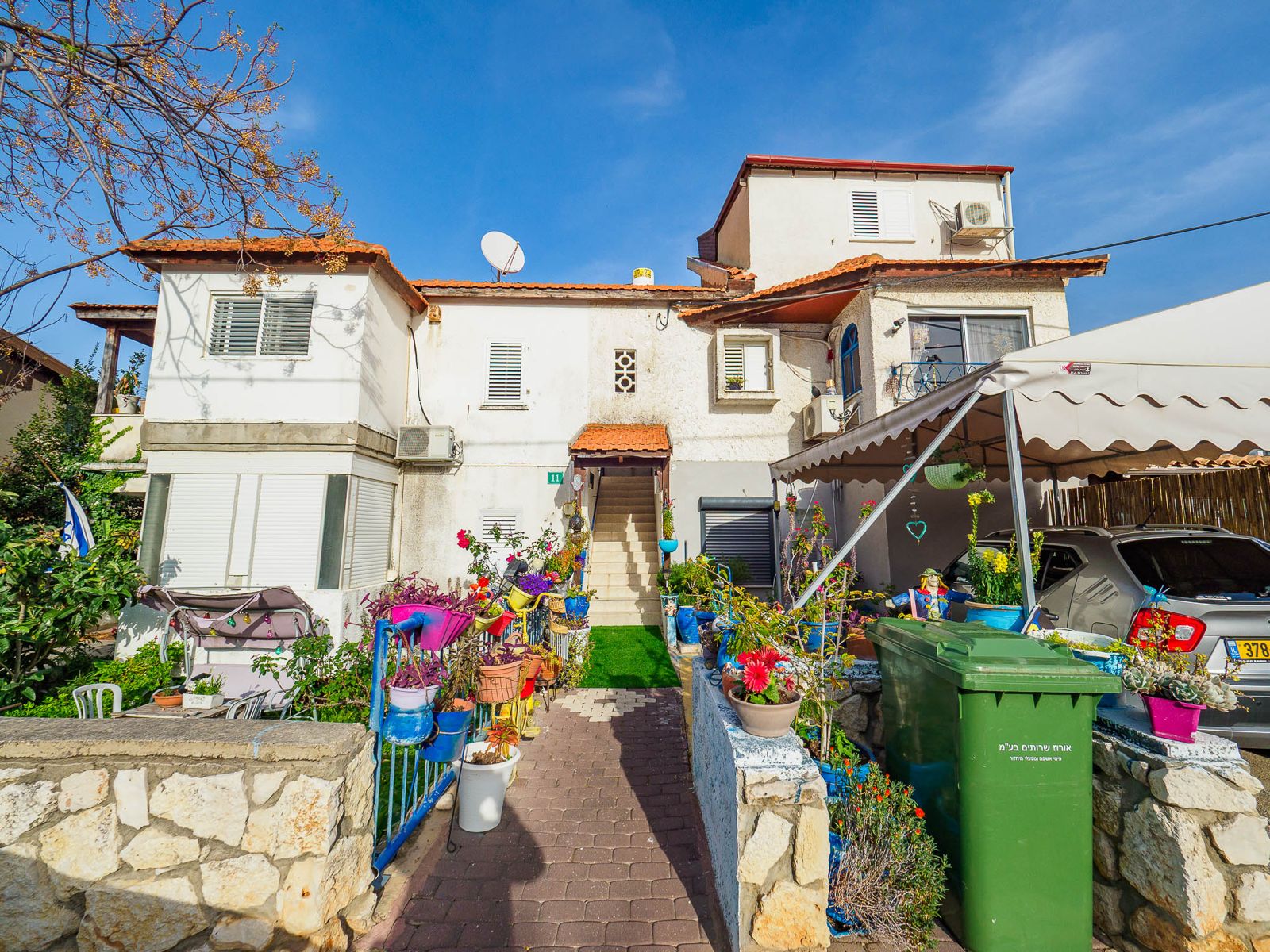 בבלעדיות- דירת דופלקס משופץ ברחוב יבנה 11 בנהריה