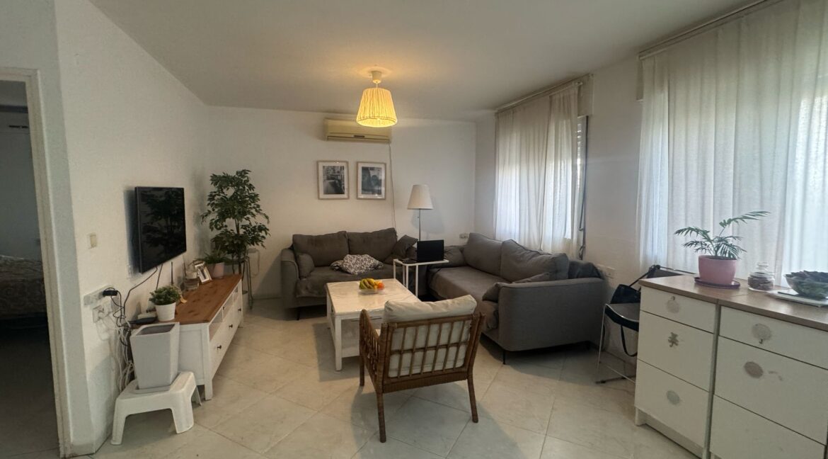 WhatsApp Image 2025-04-24 at 11.53.15 (2)