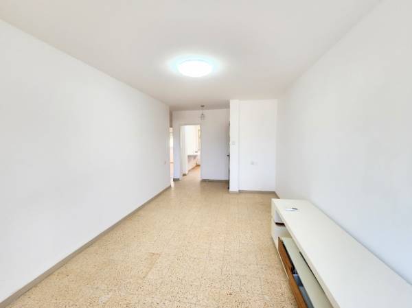 cff7589e-e3ce-44b9-a755-e60b141b8d66