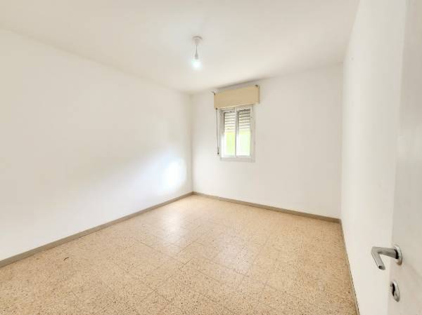 fb0905d6-0015-4691-9574-e93f9e43d995