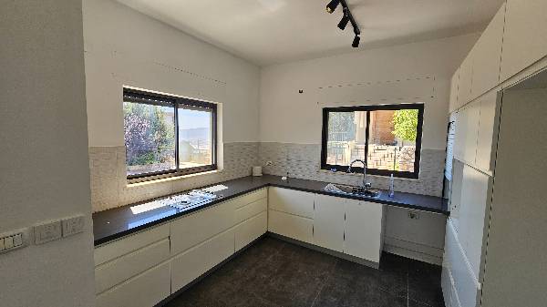 20250905_113957 - Shneor Bar