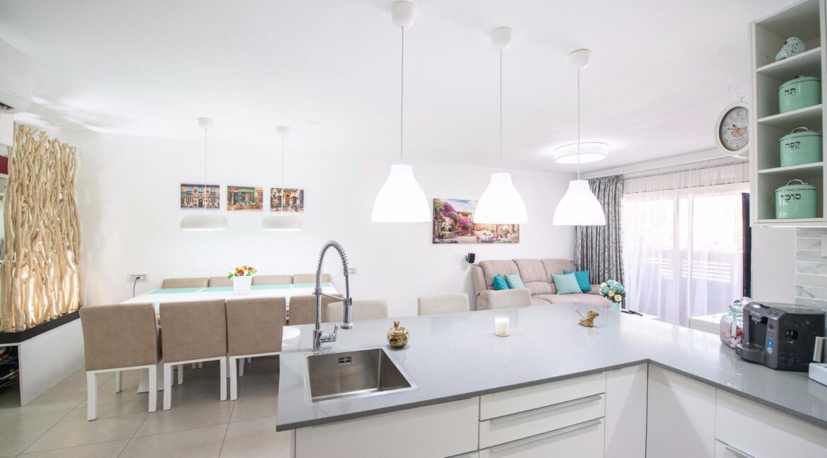 WhatsApp Image 2018-12-09 at 09.49.53 (1)