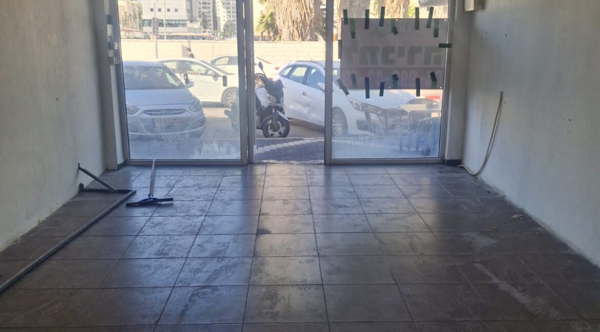 WhatsApp Image 2025-10-21 at 12.46.45 (1)