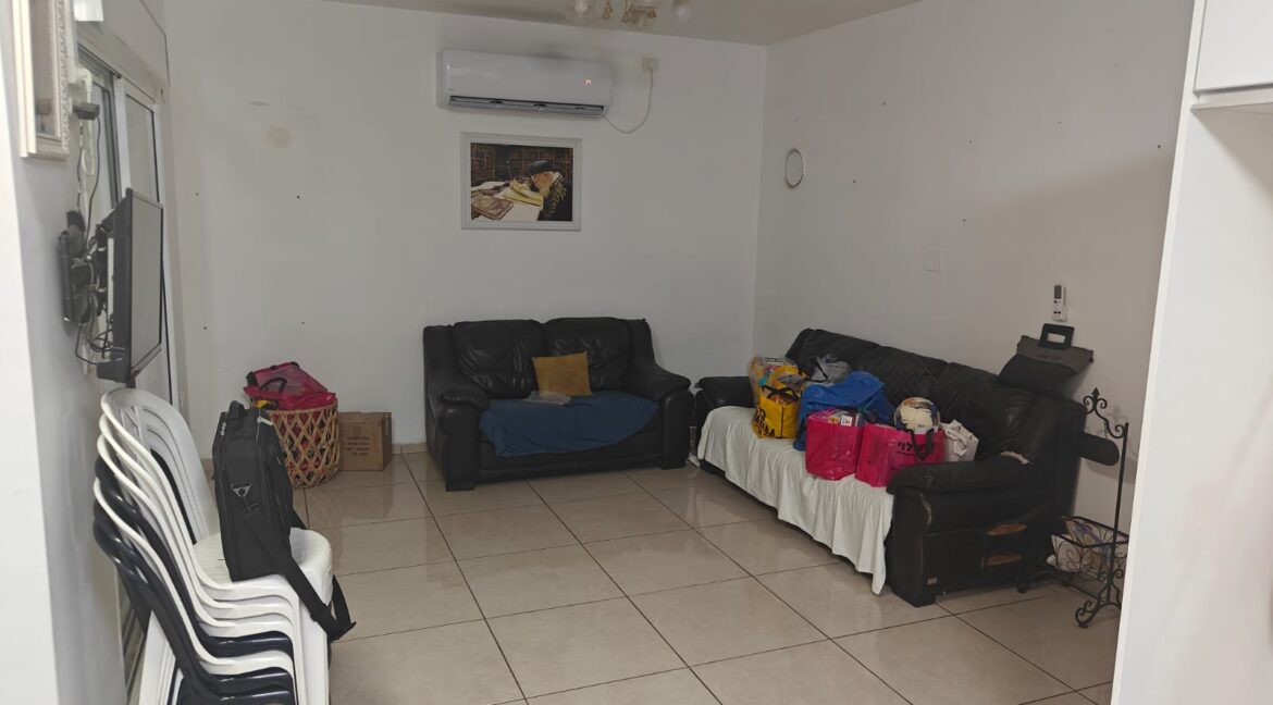 WhatsApp Image 2025-10-26 at 12.13.37