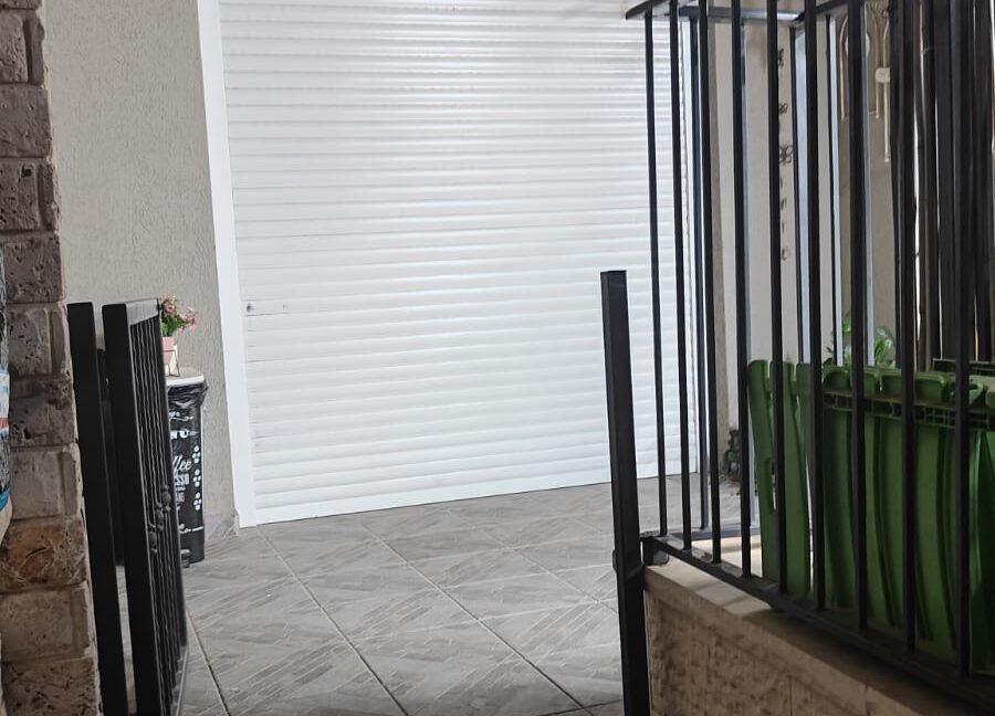 WhatsApp Image 2025-10-26 at 12.13.37 (2)