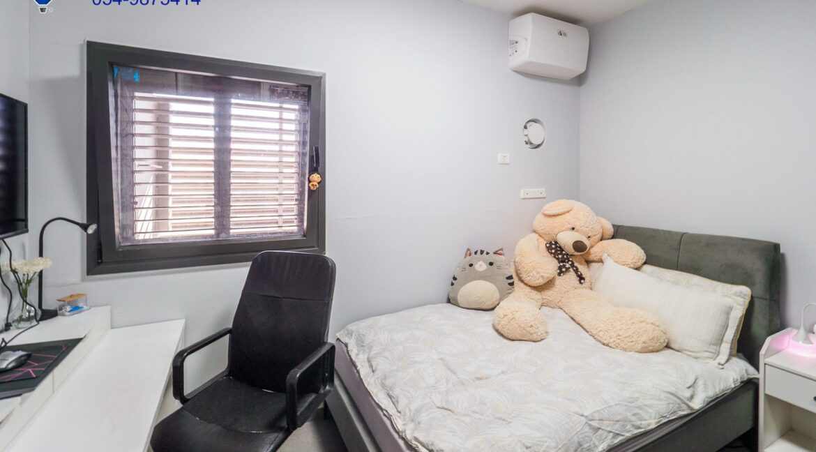 WhatsApp Image 2025-11-02 at 10.46.58 (1)