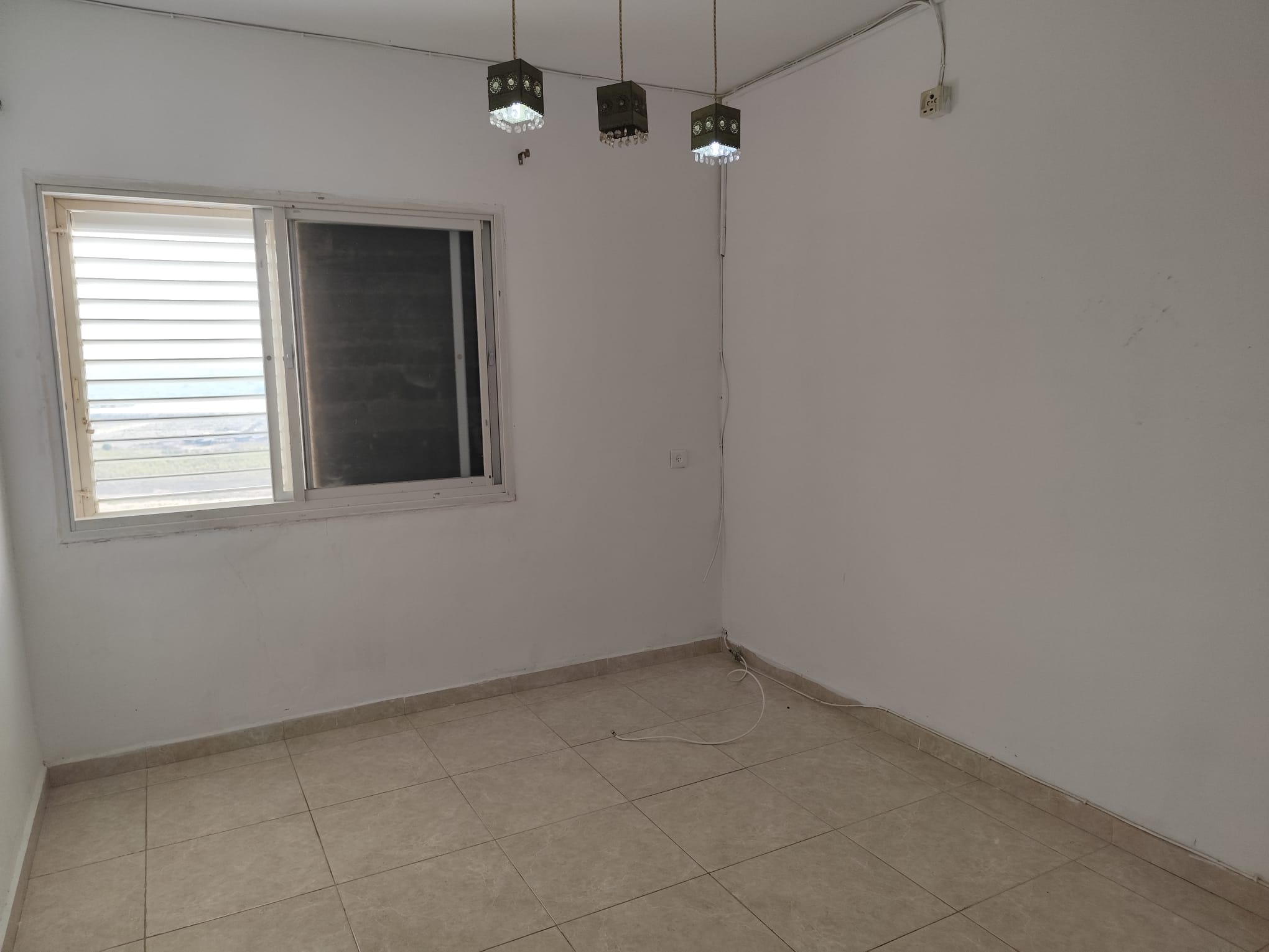 בבלעדיות ביישוב שלומי- דירת 4 חדרים ברחוב יפה נוף 228