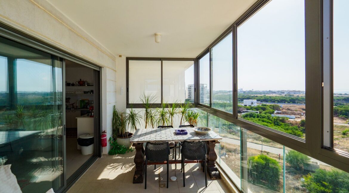 WhatsApp Image 2025-11-19 at 11.44.49