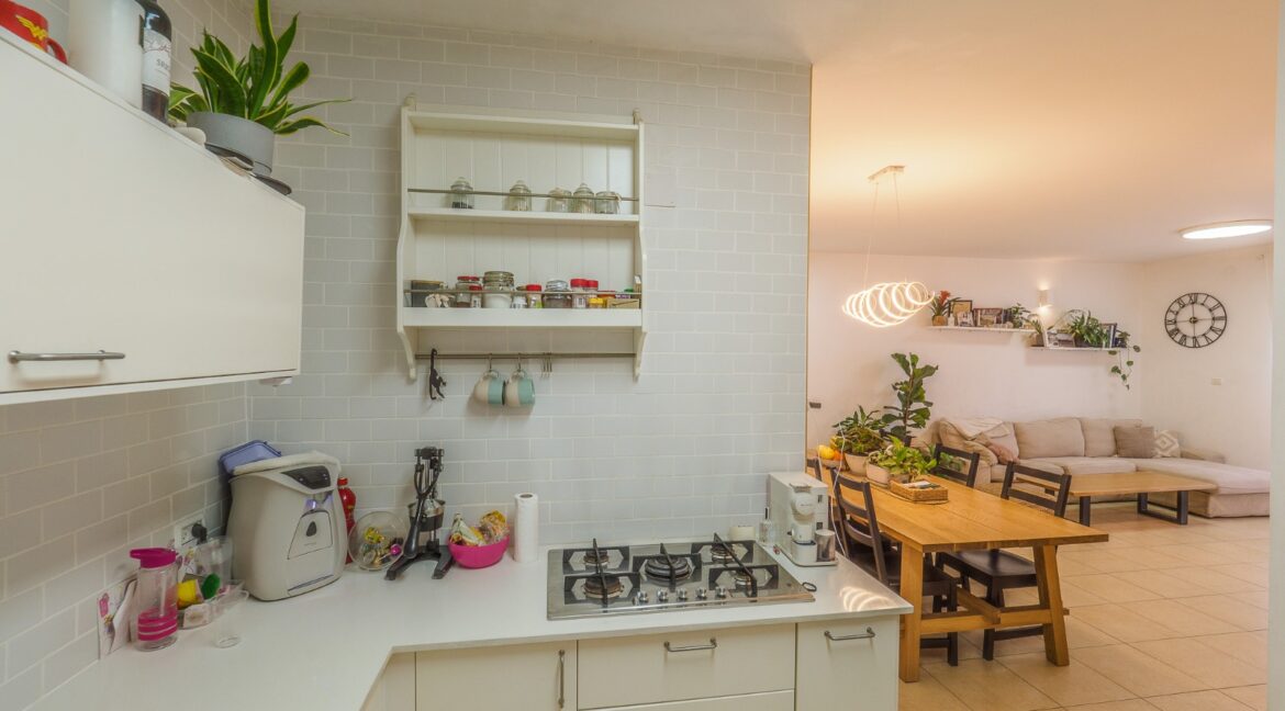 WhatsApp Image 2024-02-18 at 10.39.51 (2)