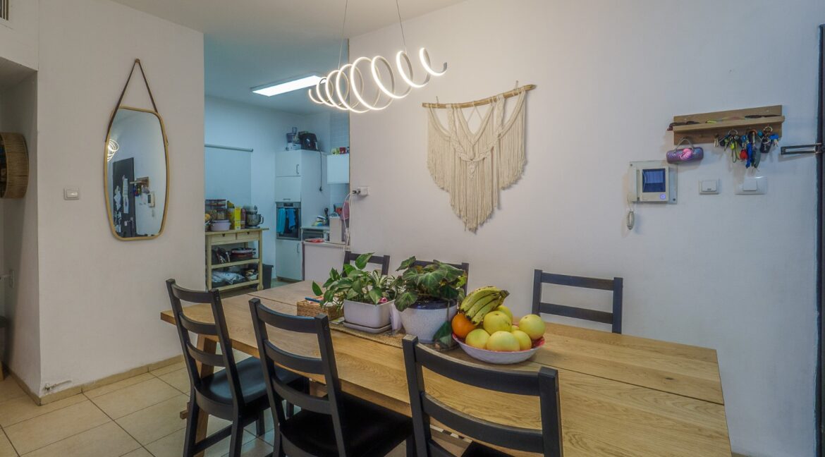 WhatsApp Image 2024-02-18 at 10.39.52 (1)