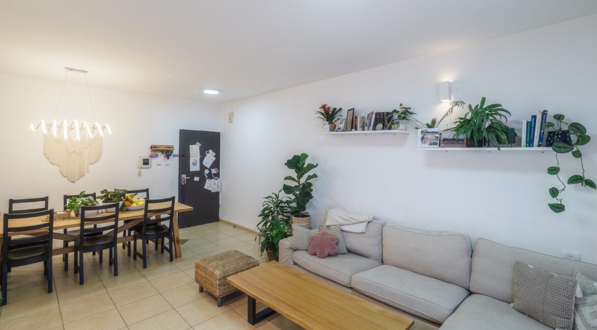 WhatsApp Image 2024-02-18 at 10.39.53