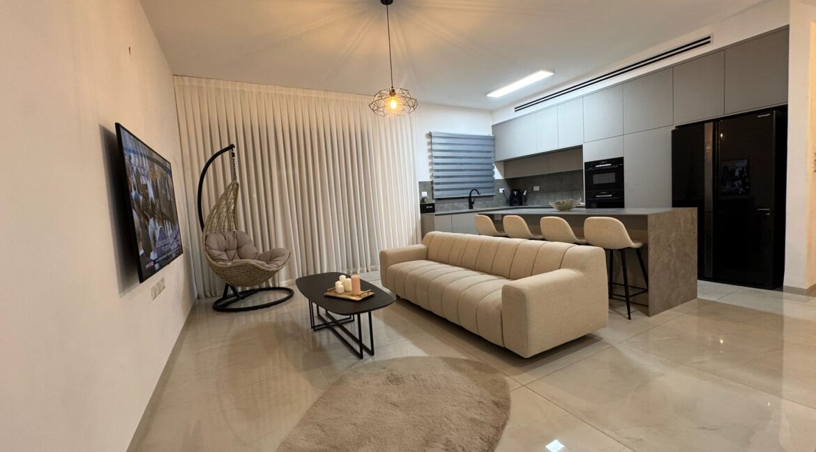 WhatsApp Image 2025-12-11 at 12.48.05 (2)