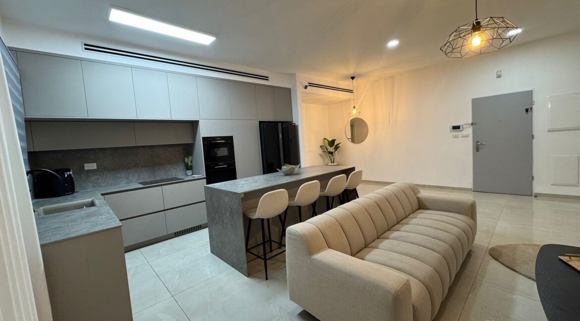 WhatsApp Image 2025-12-11 at 12.48.07