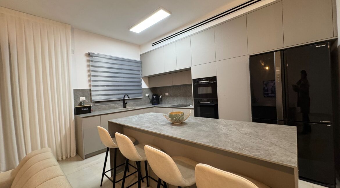 WhatsApp Image 2025-12-11 at 12.48.10 (1)