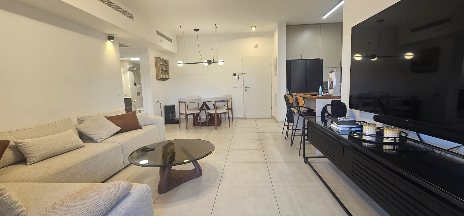 בבלעדיות- פנטהאוז חדש ברחוב יחידה 101 20 בנהריה