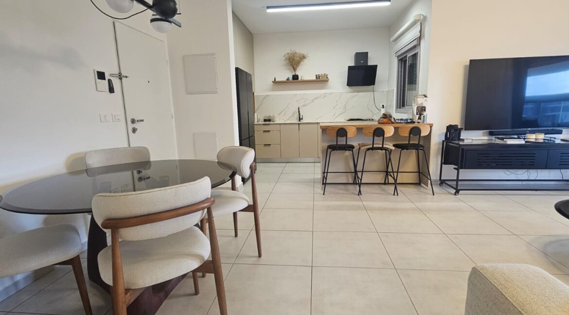 WhatsApp Image 2026-01-07 at 11.32.41 (2)