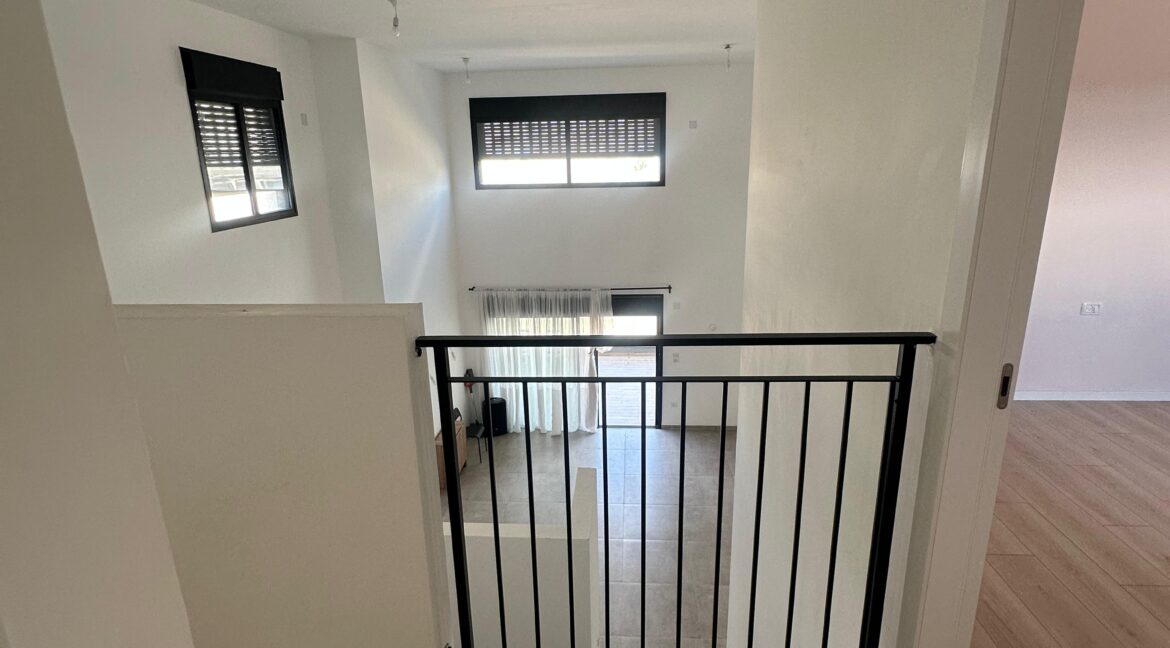 WhatsApp Image 2026-01-19 at 09.30.03 (3)