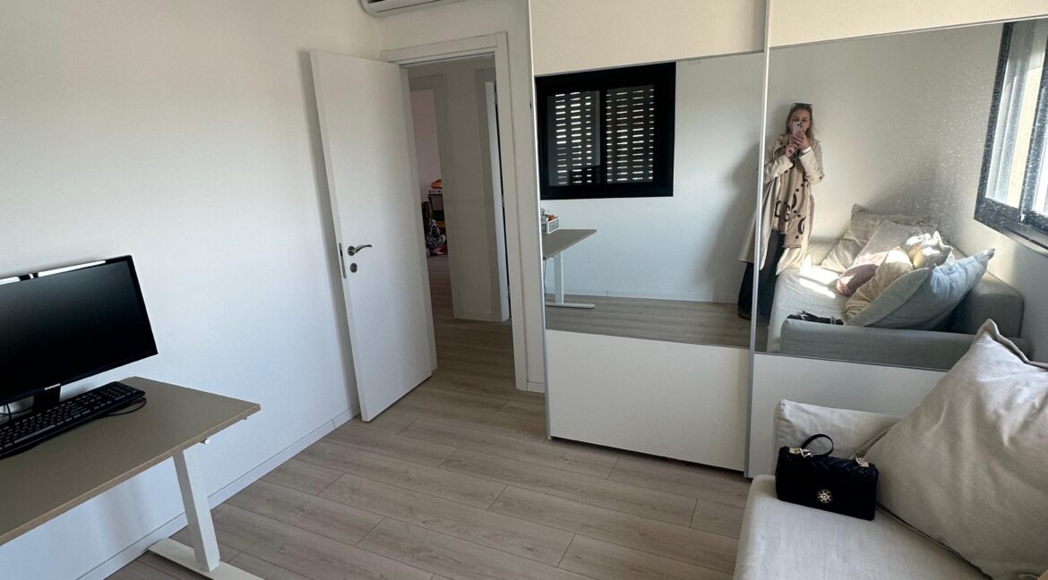 WhatsApp Image 2026-01-19 at 09.30.04