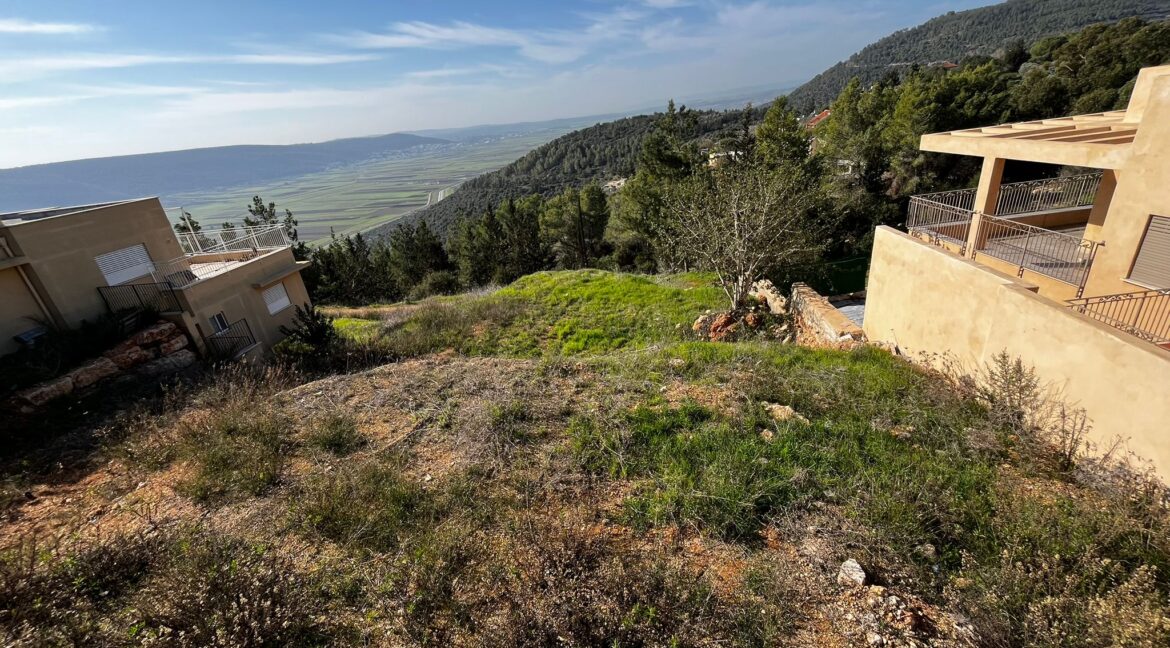 WhatsApp Image 2026-01-09 at 13.34.24 (1)