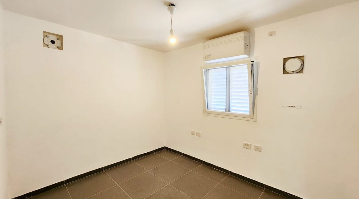 WhatsApp Image 2026-02-08 at 13.08.05 - נערך