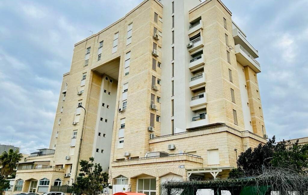 WhatsApp Image 2026-03-09 at 11.12.00 (1)