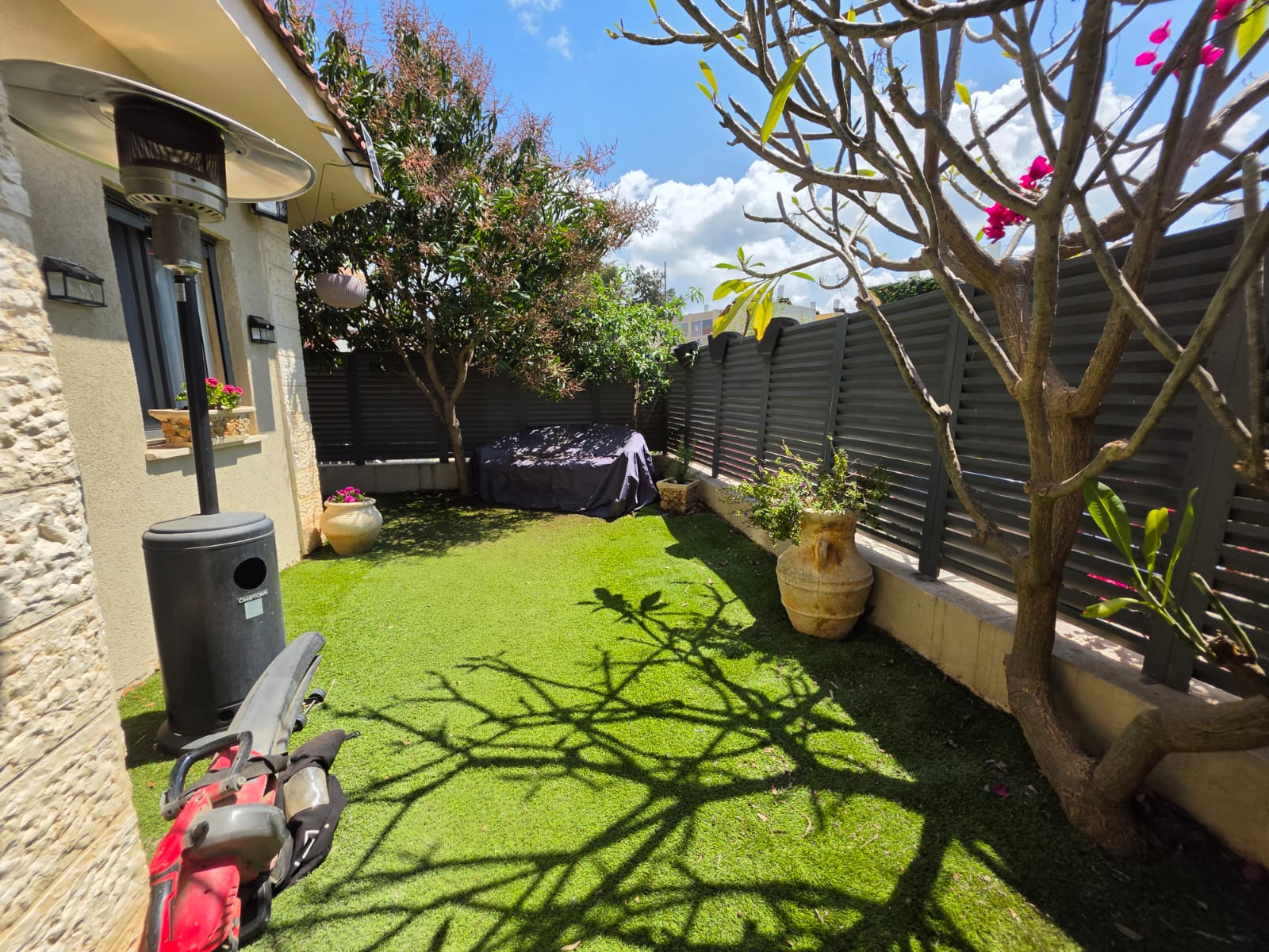 בבלעדיות דירת גן ברחוב נוף הרים 18 בשלומי