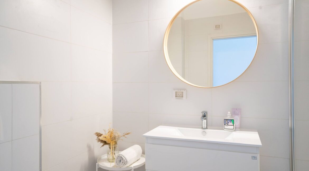 WhatsApp Image 2026-04-20 at 13.00.04 (1)