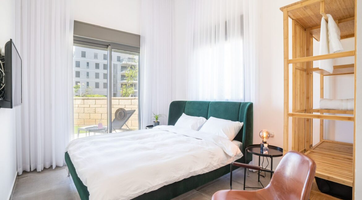 WhatsApp Image 2026-04-20 at 13.00.04